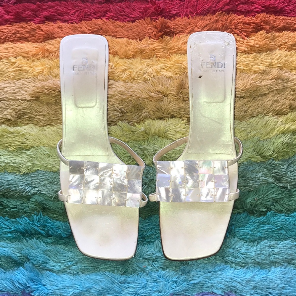 Fendi Sandals SZ 8